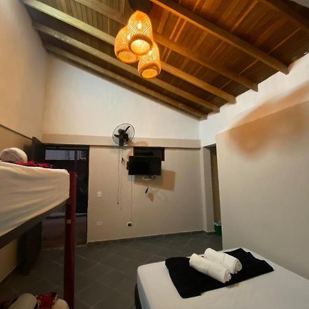 Poblado Living Hotel Меделин Екстериор снимка