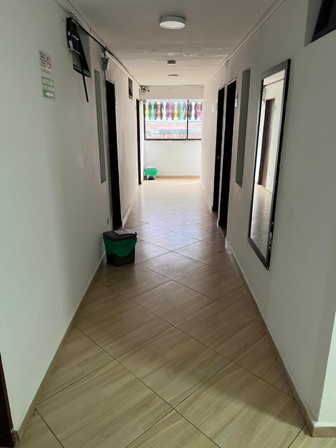 Poblado Living Hotel Меделин Екстериор снимка