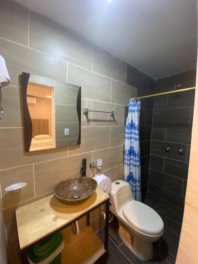 Poblado Living Hotel Меделин Екстериор снимка