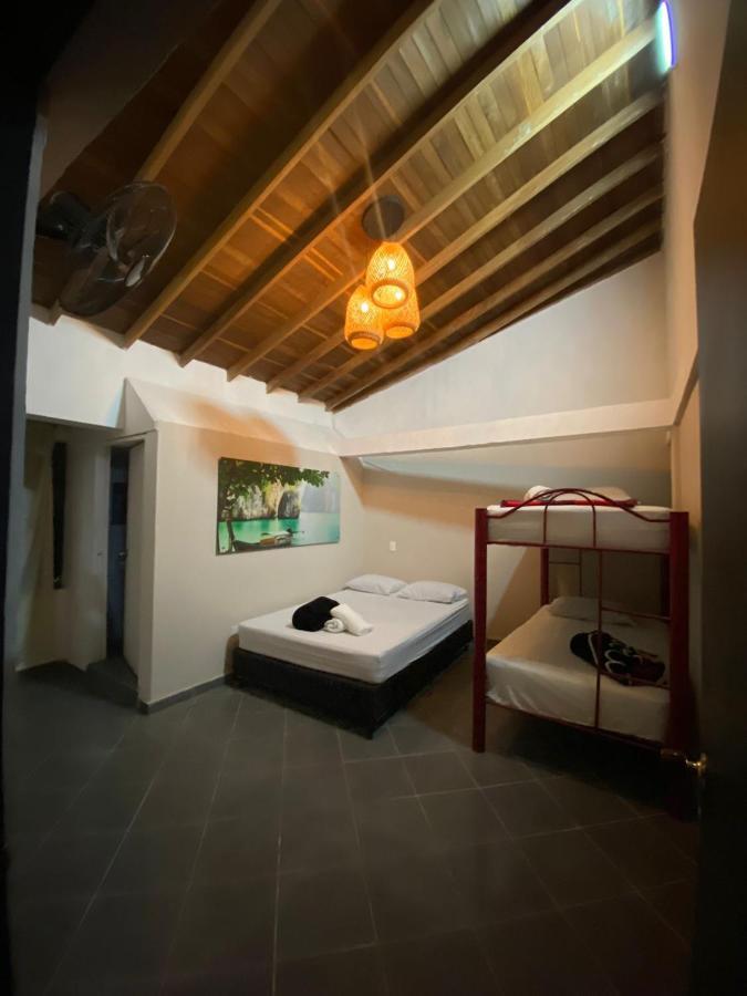 Poblado Living Hotel Меделин Екстериор снимка